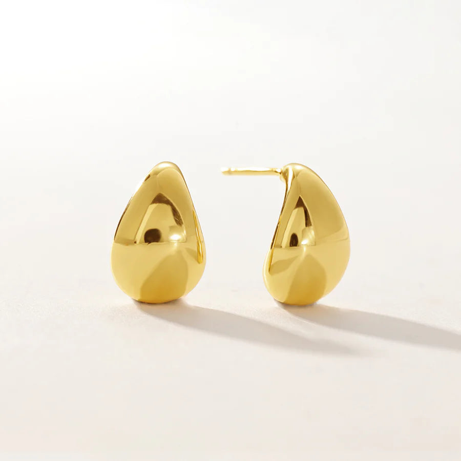 Comma Chunky Earring