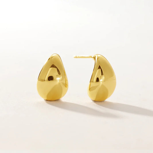 Comma Chunky Earring