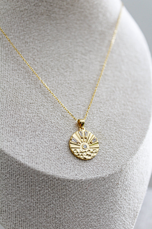 Sunrise Round Pendant Necklace